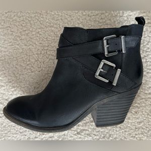 Sole Society Booties - Black with silver buckles and stacked heel - size 9